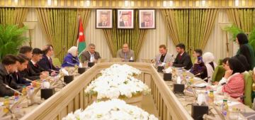 الملقي: الحفاظ على الوطن يتطلب إتاحة الفرص لانخراط الشباب في العمل العام الملقي: الحفاظ على الوطن يتطلب إتاحة الفرص لانخراط الشباب في العمل العام