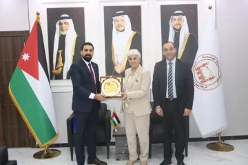 غرفة تجارة المزار الجنوبي تستقبل السفيرة التونسية