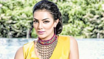 حورية فرغلي تنفي شائعة وفاتها وتؤكد استقرار حالتها الصحية