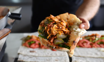 نقل العشرات إلى المستشفيات بتركيا للاشتباه بإصابتهم بتسمم غذائي