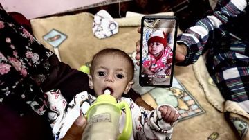 يونيسف: الاحتلال يعرقل دخول 938 ألف عبوة حليب منقذة لحياة أطفال غزة يونيسف: الاحتلال يعرقل دخول 938 ألف عبوة حليب منقذة لحياة أطفال غزة