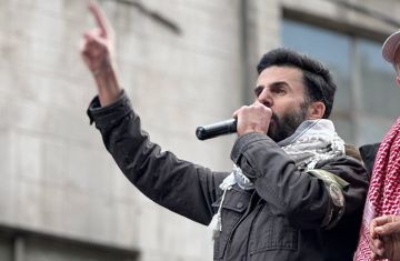 اعتقال الشاب أحمد العبويني بعد وقفة تضامنية اليوم في عمان عاجل