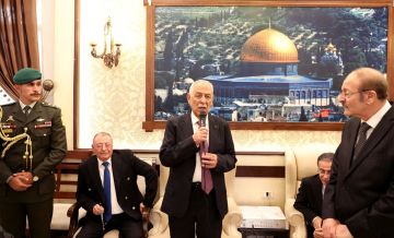 العيسوي: حكمة الملك صمام أمان للأردن ومحرك مسيرة التحديث الشامل العيسوي: حكمة الملك صمام أمان للأردن ومحرك مسيرة التحديث الشامل