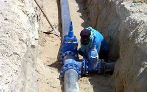  منحة مياه الحمراء لم تكتمل للعام الثامن .. والأهالي لسرايا: هل تم تحويلها لجهات أخرى؟