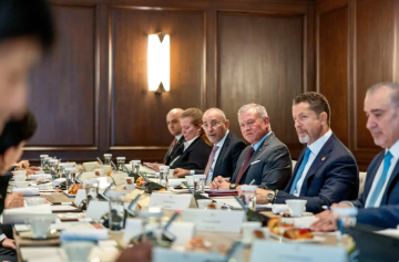 الملك يبحث في طوكيو تعزيز التعاون الاقتصادي مع اليابان