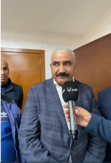 النائب أبو عرابي لسرايا: سنعمل على تنظيم تراخيص القهاوي لحماية المحلات في عمان .. فيديو النائب أبو عرابي لسرايا: سنعمل على تنظيم تراخيص القهاوي لحماية المحلات في عمان .. فيديو