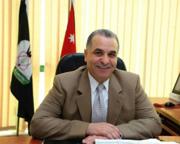 جامعة اليرموك تمنح الدكتور الطاهات رتبة أستاذ