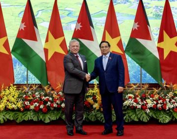 الزيارة الملكية إلى فيتنام تفتح آفاقا جديدة أمام الاستثمارات الأردنية في آسيا الزيارة الملكية إلى فيتنام تفتح آفاقا جديدة أمام الاستثمارات الأردنية في آسيا