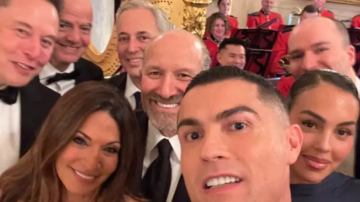 سيلفي "ثمين" من البيت الأبيض يشعل الإنترنت