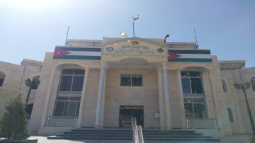 300 ألف دينار لإعادة تأهيل طرق جرش