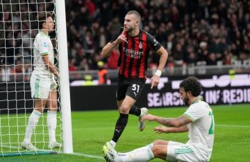 ميلان يسقط روما ويشعل الكالتشيو - فيديو ميلان يسقط روما ويشعل الكالتشيو - فيديو