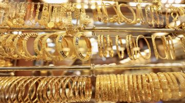 ارتفاع أسعار الذهب محليا .. وغرام 21 يصل إلى 82.5 دينارا ارتفاع أسعار الذهب محليا .. وغرام 21 يصل إلى 82.5 دينارا