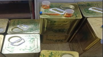 الغذاء والدواء تضبط 13 تنكة زيت مغشوش في جرش الغذاء والدواء تضبط 13 تنكة زيت مغشوش في جرش