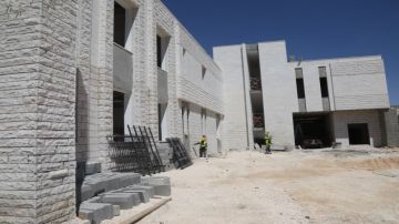 تسليم مبنى العيادات الخارجية بمستشفى معان نهاية آذار المقبل تسليم مبنى العيادات الخارجية بمستشفى معان نهاية آذار المقبل