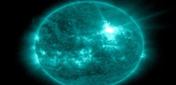 إنفجار شمسي قوي جدا ضرب الأرض... وهذا ما تسبب به في أوروبا وافريقيا إنفجار شمسي قوي جدا ضرب الأرض... وهذا ما تسبب به في أوروبا وافريقيا