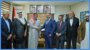 الرمثا .. تكريم موظف أبلغ عن جسم غريب قرب مسجد