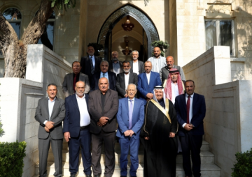 المتحدثون خاطر لــ الملك: سر يا سيدنا نحن خلفك الأهل والعزوة نحمل بيعة الوفاء وعهد الرجال إلى يوم الدين