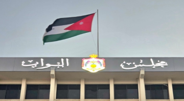 نائبة تنقل زوجها من إحدى البلديات إلى مجلس النواب