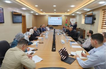 الطاقة والعمل تبحثان تعزيز الكفاءات المهنية في صناعة التعدين