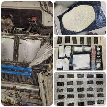 بالصور...القبض على 13 تاجرا ومهربا للمخدرات بينهم مصنف بالخطر جدا والمسلح بالصور...القبض على 13 تاجرا ومهربا للمخدرات بينهم مصنف بالخطر جدا والمسلح