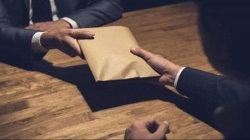 حديث في الاثراء غير المشروع.. كيف تبدلت احوال هؤلاء بهذا الشكل الفاضح؟! عاجل