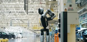 روبوتات بشرية صينية على الحدود مع فيتنام