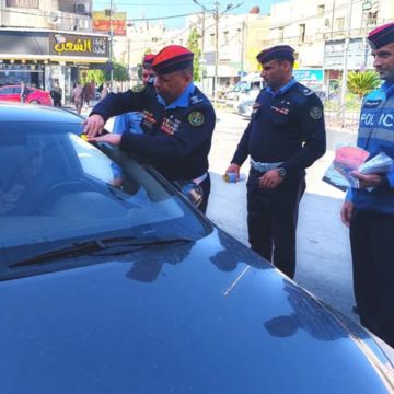 الأمن العام يواصل حملة تفقد جاهزية المركبات الشتوية الأمن العام يواصل حملة تفقد جاهزية المركبات الشتوية