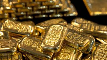 الذهب يشتعل مجددا في الأردن .. وعيار 21 يقفز 70 قرشا في التسعيرة الثانية الذهب يشتعل مجددا في الأردن .. وعيار 21 يقفز 70 قرشا في التسعيرة الثانية