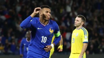 باريس سان جيرمان يتهم مبابي بالخيانة