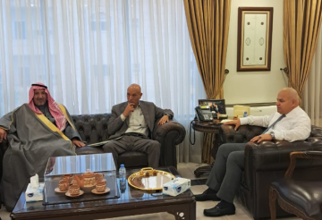 بحث تعزيز التعاون بين وزارة العمل و الجمعيات الخيرية بحث تعزيز التعاون بين وزارة العمل و الجمعيات الخيرية