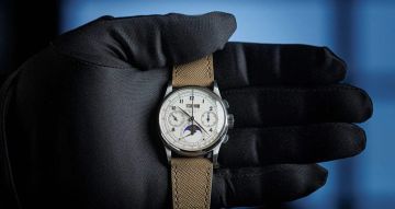 خلال 9 دقائق .. ساعة يد تحصد 17.6 مليون دولار في مزاد خلال 9 دقائق .. ساعة يد تحصد 17.6 مليون دولار في مزاد