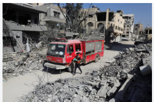 انتشال 20 جثمانا في غزة بعد نبش الاحتلال للقبور وسط دمار واسع