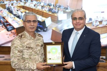 البدور خلال محاضرة في كلية الدفاع: الأمن الصحي جزء من الأمن الوطني