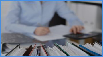 عشرات الموظفين مهددون بالفصل .. أسماء عشرات الموظفين مهددون بالفصل .. أسماء