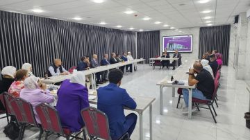 مدارس خاصة تعلن رفضها التام للعقد الموحد الإلكتروني وتشكل لجنة قانونية لدراسة تداعياته مدارس خاصة تعلن رفضها التام للعقد الموحد الإلكتروني وتشكل لجنة قانونية لدراسة تداعياته