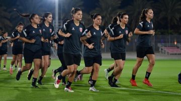 المنتخب النسوي يتأهل لنصف نهائي غرب آسيا بفوز ساحق