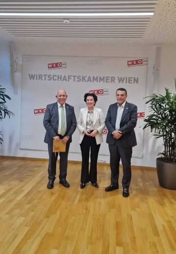 لقاء اقتصادي يبحث تعزيز التعاون بين غرفتي تجارة عمان وفيينا