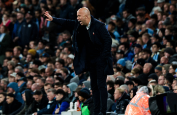 أول تعليق من سلوت بعد خسارة ليفربول بثلاثية أمام مانشستر سيتي أول تعليق من سلوت بعد خسارة ليفربول بثلاثية أمام مانشستر سيتي