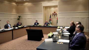 الملك يدعو لتبني نهج حكومي موحد يسهم في تبسيط الإجراءات وتسهيل رحلة المستثمر