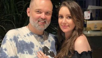 زوجة محمد محمود عبدالعزيز تدخل العناية المركزة.. والفنان يناشد جمهوره