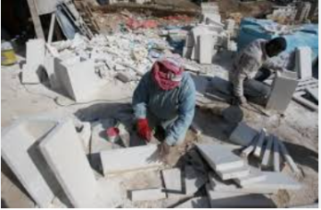 وزارة العمل: تسفير أكثر من 5600 عامل مخالف خلال الأشهر الماضية وزارة العمل: تسفير أكثر من 5600 عامل مخالف خلال الأشهر الماضية