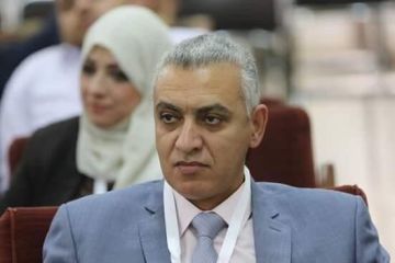 بالفيديو .. مشادة كلامية حادة على الهواء بين الإعلامي محمد الملا والنائب حسين العموش