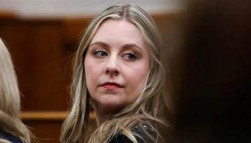 10 ملايين دولار لمعلمة أصيبت برصاص تلميذها 10 ملايين دولار لمعلمة أصيبت برصاص تلميذها