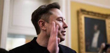 أغنى رجل في العالم ينال زيادة خيالية على راتبه