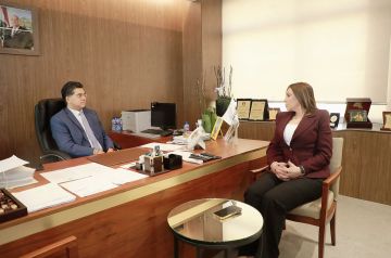 رانيا حدادين تلتقي وزير الإعلام اللبناني بول مرقص في مبنى الوزارة رانيا حدادين تلتقي وزير الإعلام اللبناني بول مرقص في مبنى الوزارة