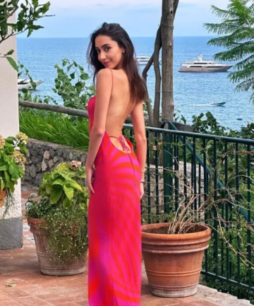 عشيقة لرئيس غوغل السابق إيريك شميدت تتهمه بالاغتصاب والمراقبة المرعبة