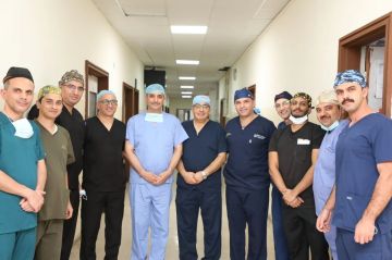 الخدمات الطبية الملكية تجري عمليات نوعية لجراحة الغدد الصماء باستخدام تقنيات متقدمة