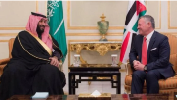 الملك يجري اتصالا مع ولي العهد السعودي لبحث تطورات الإقليم وتعزيز التنسيق الثنائي