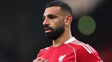 سيتجاوز التوقعات .. من هو لاعب مانشستر يونايتد الذي يشبه محمد صلاح؟