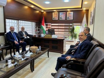 المحامي المتدرب بشر الخصاونة يباشر تدريبه بمعهد تدريب المحامين